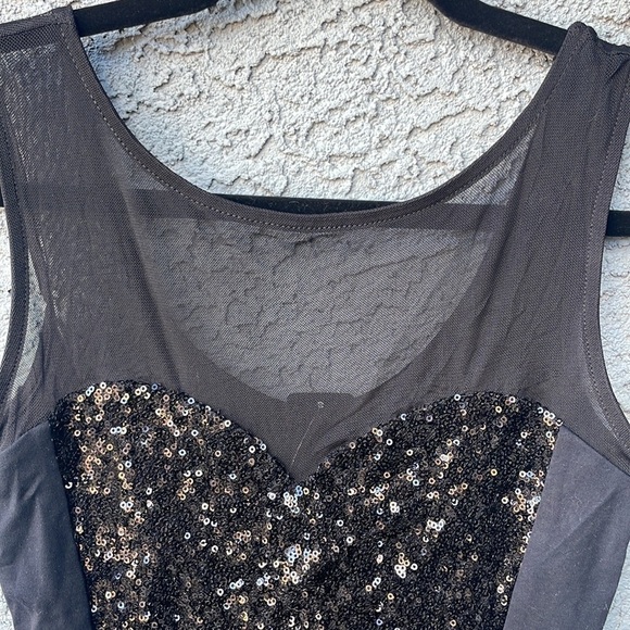 Bebe sequin & mesh sweetheart peplum tank - Picture 2 of 5